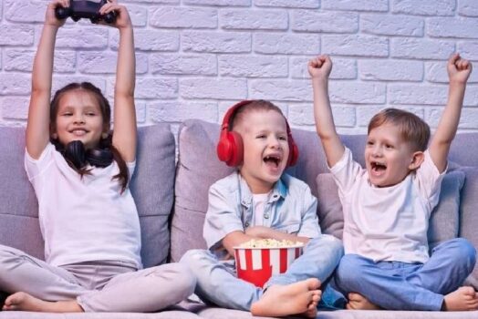 Ảnh hưởng của game mobile đến tâm lý người chơi trẻ tuổi